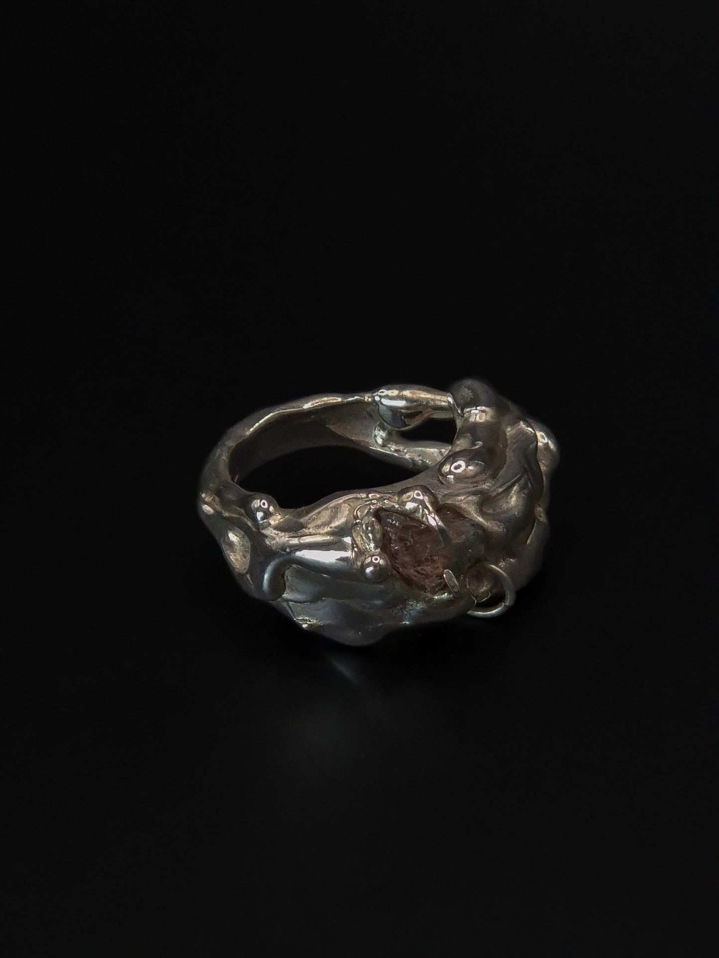 Bague cœur de lave